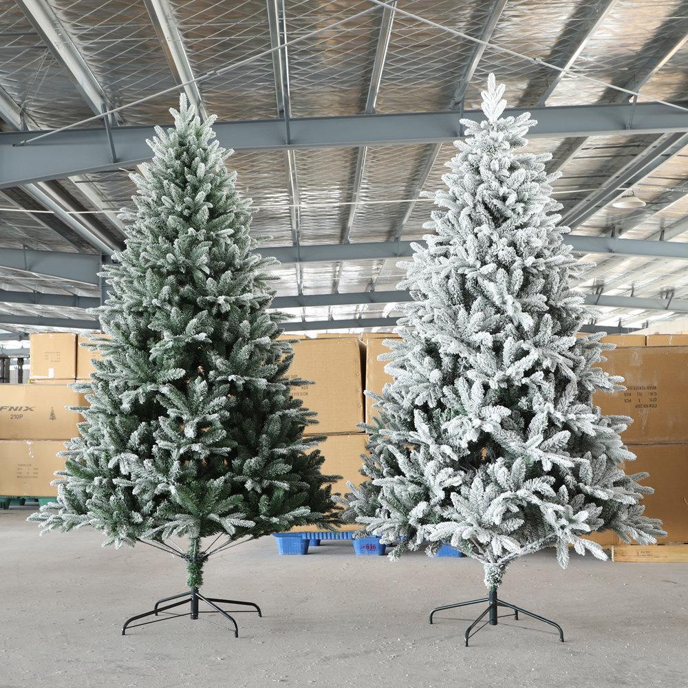 🎄 6ft Christmas Tree – ₦120,000