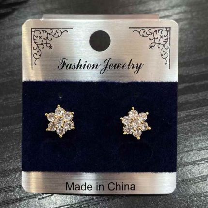 Elegant Rhinestone Stud Earrings – Sparkling Statement Jewelry