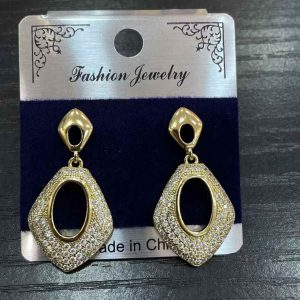 Elegant Gold-Plated Crystal Hoop Earrings – Sparkling Charm